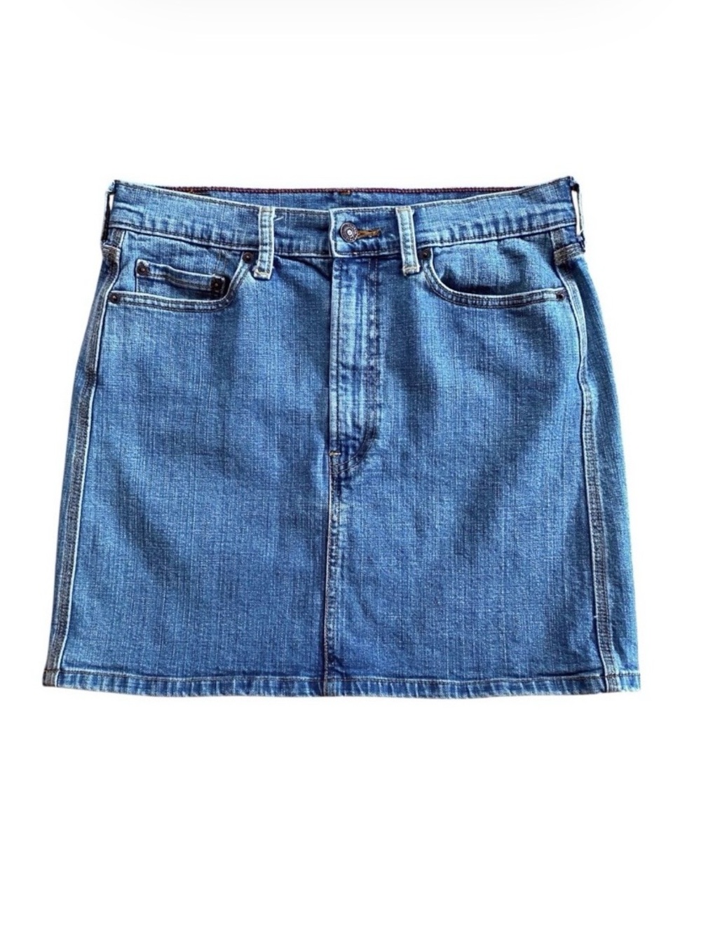 Levi's Iconic Mini Skirt Medium Wash Denim Classic Five Pocket Sz 6